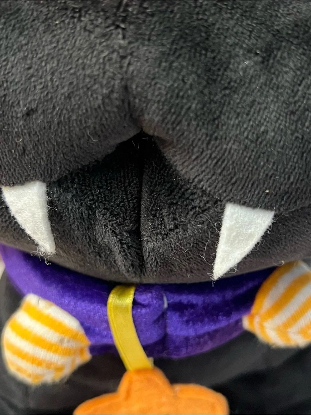 Vintage Commonwealth Happy Haunters Black Cat Halloween Plush Vampire Teeth